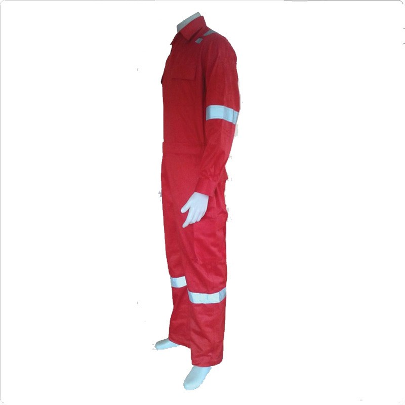 Industrial fireproof and fire resistant insulated flame retardant coveralls